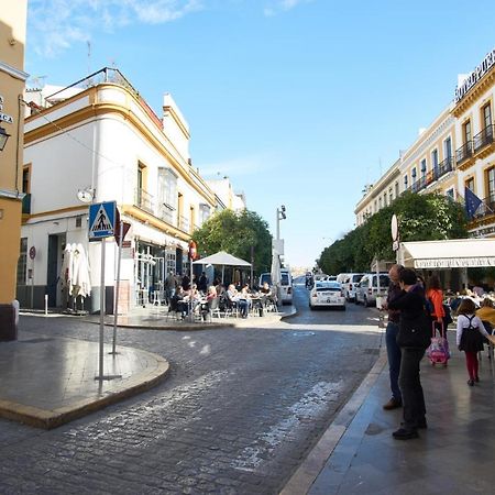 Archeros Skyview Seville Exterior photo