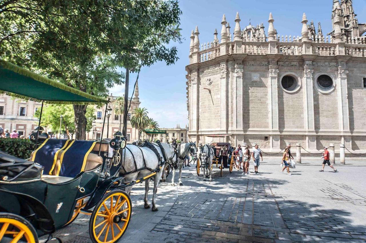 Archeros Skyview Seville Exterior photo