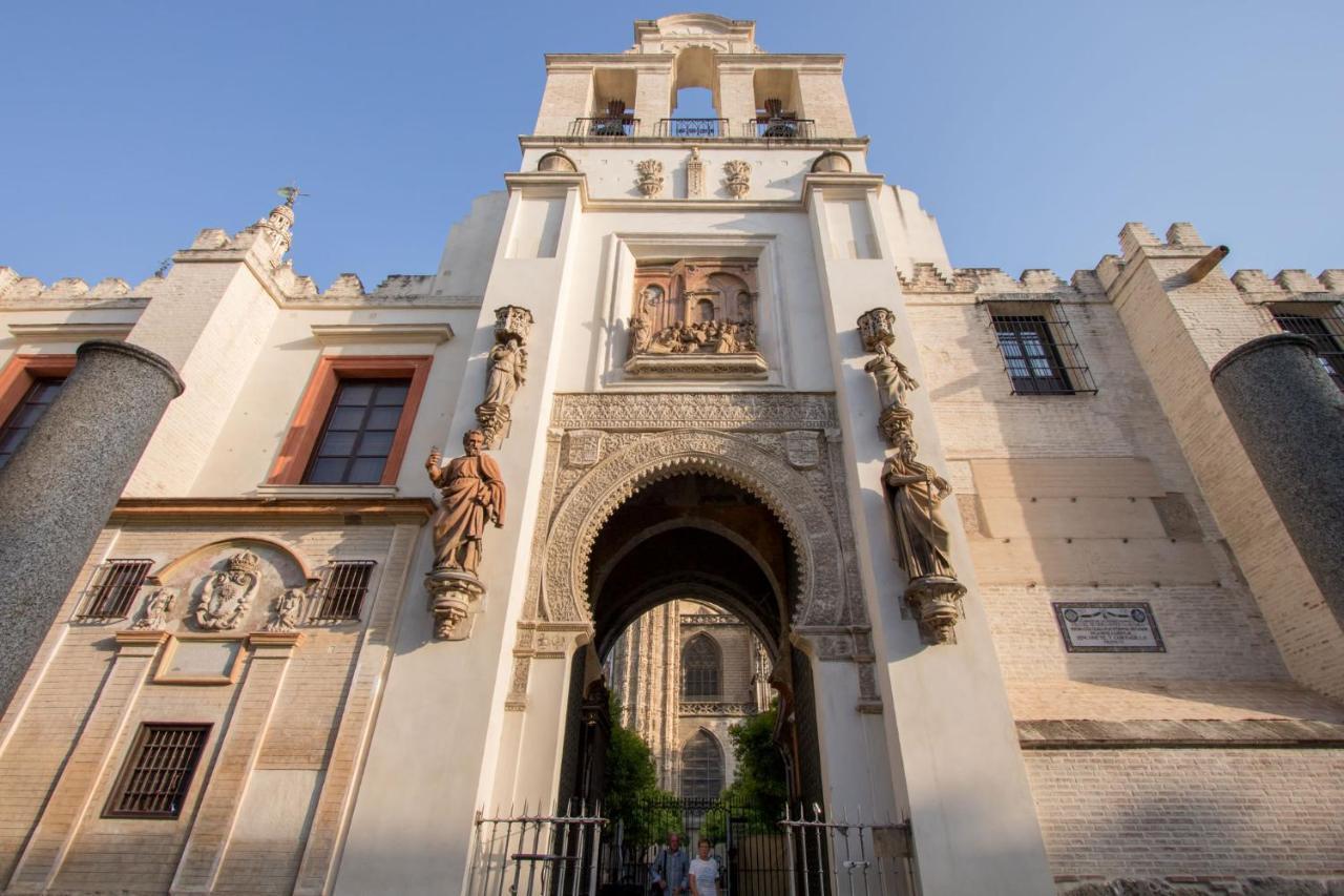 Archeros Skyview Seville Exterior photo